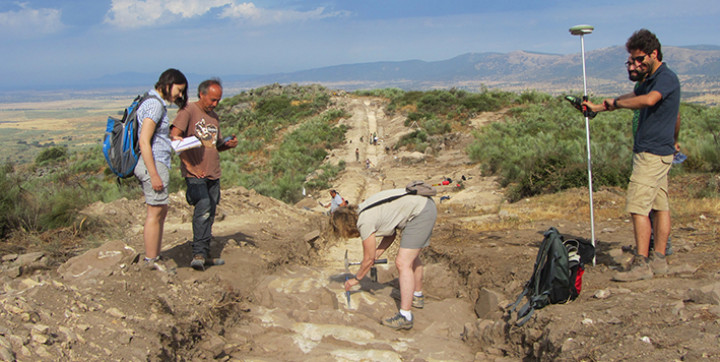 Día de Puertas Abiertas en la excavación de Logrosán